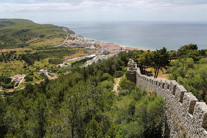 Arrabida and Sesimbra Small-Group Day Trip from Lisbon with Wine Tasting - Key highlights at a glance