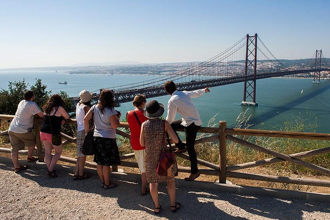 Arrabida and Sesimbra Small-Group Day Trip from Lisbon with Wine Tasting - Cristo Rei Sanctuary: Lisbon’s best distant view