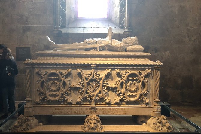 Belem and Jeronimos Monastery Guided Small Group Walking Tour - Jerónimos Monastery: church exterior first, then the cloisters