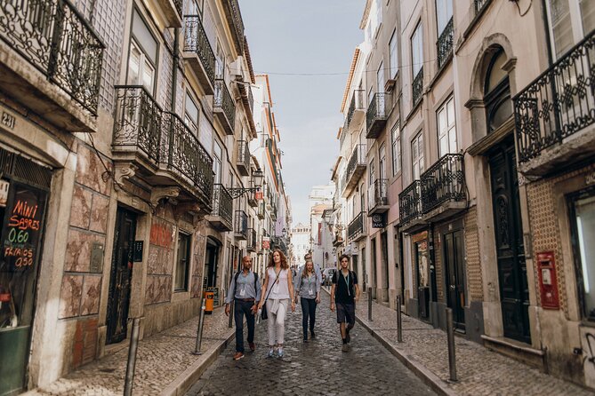 Devour Lisbon Bairro Alto Evening Food & Wine Tour - What You’ll Taste: Petiscos and Drinks That Make Lisbon Click