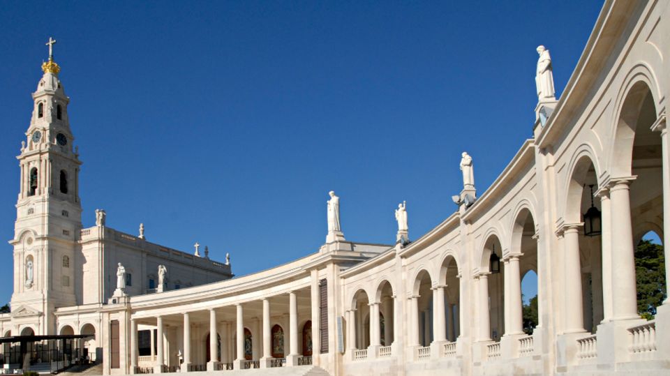 From Lisbon: Fátima, Batalha, Nazaré & Óbidos Full-Day Tour - Should You Book This Full-Day Fátima, Batalha, Nazaré & Óbidos Tour?