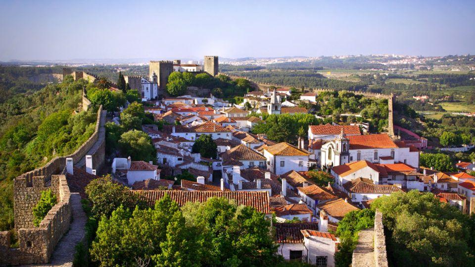 From Lisbon: Fátima, Batalha, Nazaré & Óbidos Full-Day Tour - Guides Matter: What Makes This Day Feel Well Run