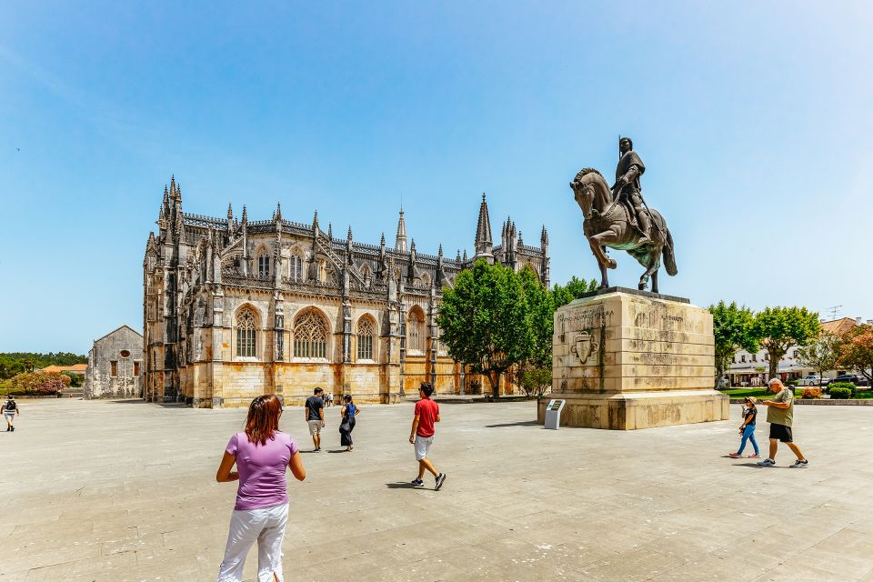 From Lisbon: Fatima Batalha Nazaré & Óbidos Small-Group Tour - Lisbon to the Portuguese Classics: How the Day Feels