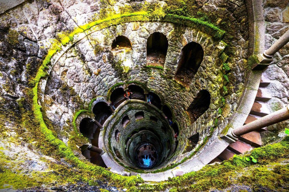 From Lisbon: Pena Palace, Regaleira, Sintra & Cascais Tour - Sintra old town break: photos, lunch, and a chance to reset