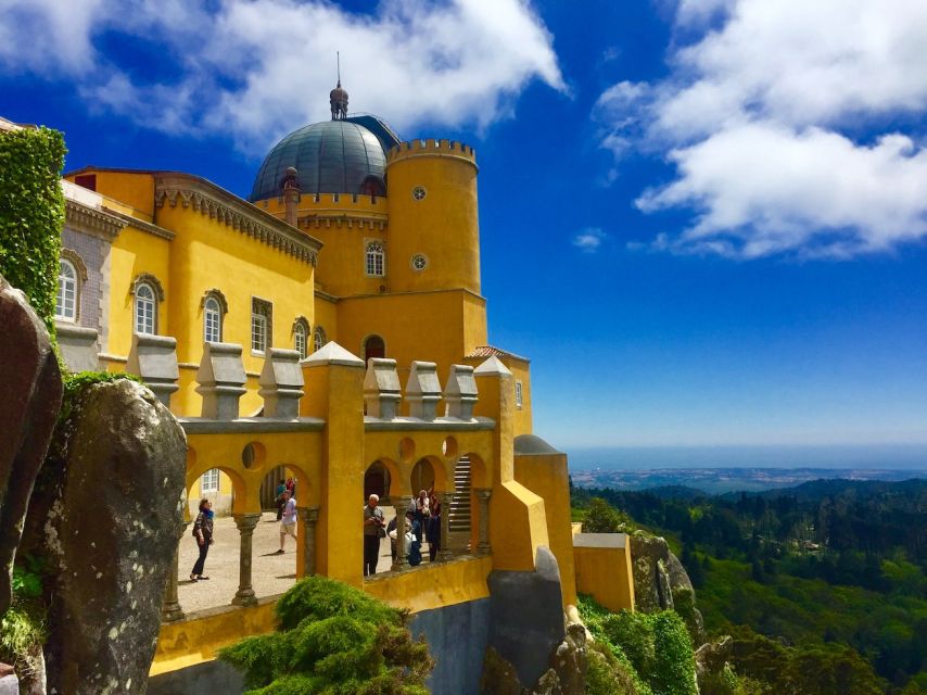 From Lisbon: Pena Palace, Regaleira, Sintra & Cascais Tour - Cascais seaside stroll: royal summer vibes without the fuss