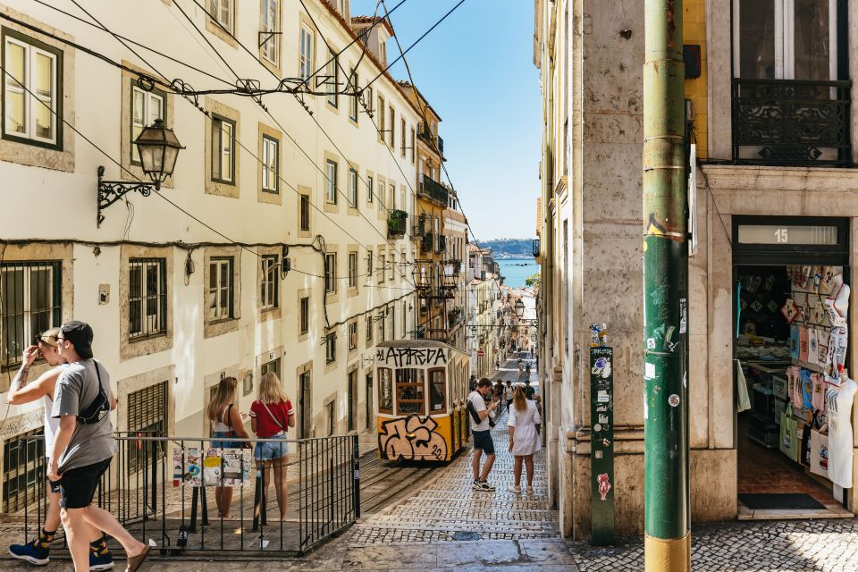 Lisbon: 72/96-Hour Hop-On Hop-Off Bus, Tram & Boat Ticket - Price: Is $55 Worth It?