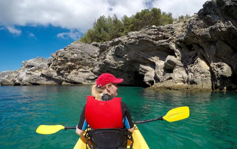 Lisbon: Arrabida Park Kayak Tour with Beach Picnic - Who should book this Arrábida kayak + beach picnic day