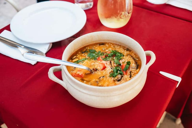 Lisbon: Baixa District Food Tour with Dinner and Drinks - Food notes if you’re vegetarian, vegan, or have dietary limits