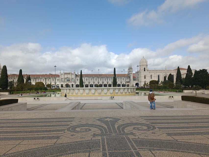 Lisbon: Belem, Jeronimos Monastery, and Coach Museum Tour - The Walking + Timing Reality: Why the Tour Feels Easy
