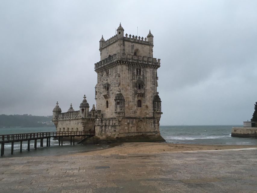 Lisbon: Belem Walking Tour with Jeronimos Monastery Ticket - Pastéis de Belém: the tasting stop that teaches more than sugar