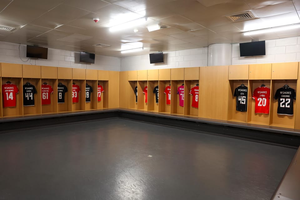 Lisbon: Benfica Luz Stadium Tour with Souvenir Scarf - The Benfica Museum Cosme Damião: A Club Story You Can See