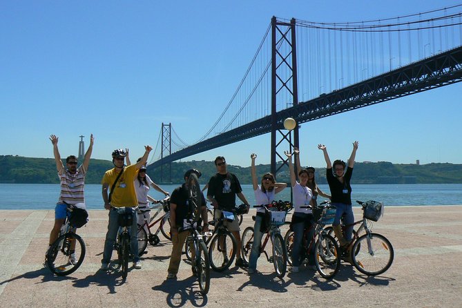 Lisbon Bike Tour: Downhill Downtown Lisbon to Belém - Starting at Parque Eduardo VII: the view that sets the tone