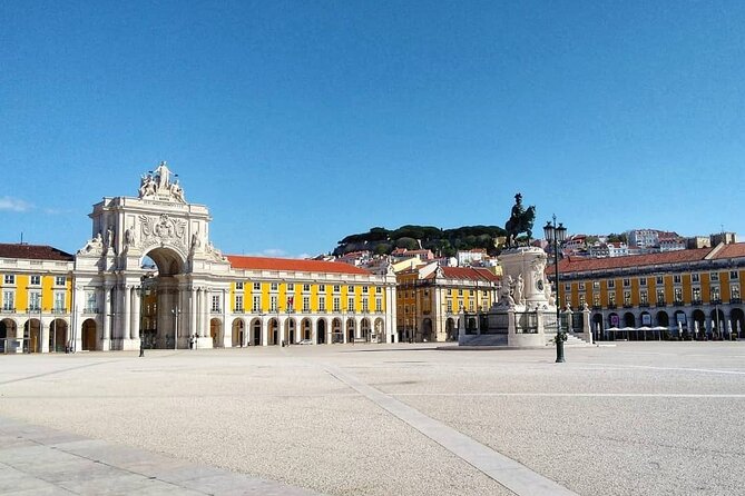 Lisbon Bike Tour: Downhill Downtown Lisbon to Belém - Ginjinha and pastel de nata: the tasting rhythm