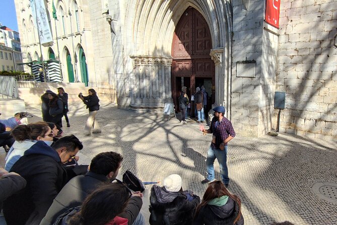 Lisbon City Center Tour - The Unmissable Lisbon - Largo do Carmo to Igreja de São Roque: revolutions and Jesuit art