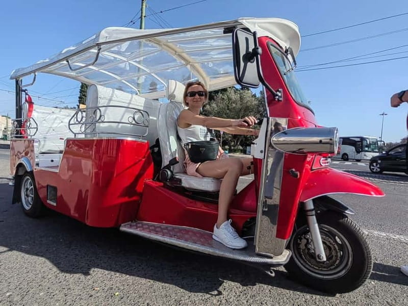 Lisbon: City Highlights Tuk-Tuk Tour with Pickup - Key things to know before you go