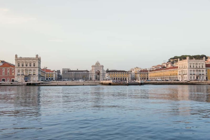 Lisbon: Daytime or Sunset Boat Cruise with History and Wine - Key highlights worth planning around
