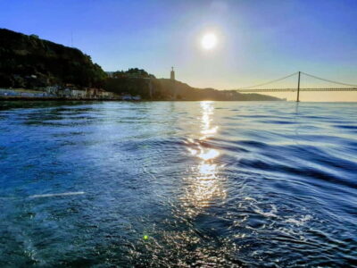 Lisbon: Daytime or Sunset Boat Cruise with History and Wine - Getting to Doca de Belém and feeling at ease on board