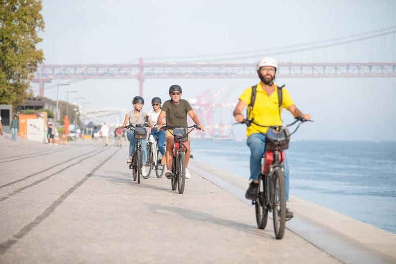 Lisbon: Electric Bike Tour by the River to Belém - Christ the King viewpoint moment: city panoramas with less effort
