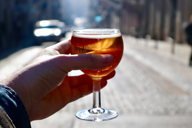 Lisbon Food Tour with 10+ Tastings of Local Delicacies & Wines - Pacing, group size, and what to wear