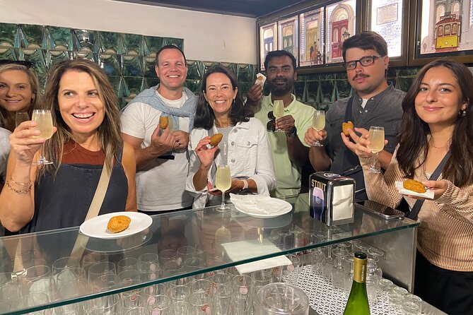Lisbon Foodies Small-Group Walking Tour - Guides, pacing, and how small-group tours change the whole experience