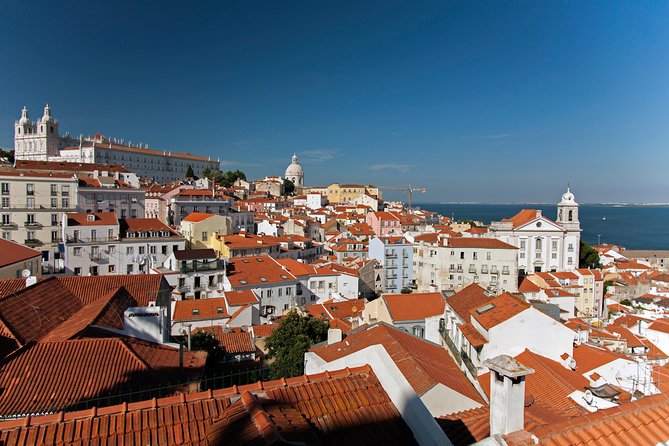 Lisbon Highlights - Private Tour with Van and Local Guide - Pickup and comfort: how the minivan changes the day