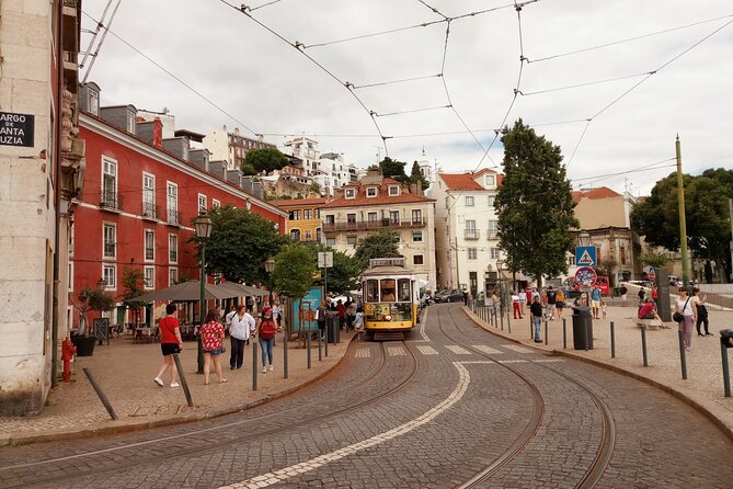 Lisbon Highlights - Private Tour with Van and Local Guide - São Roque: a short interior stop with big visual impact