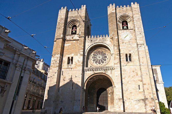 Lisbon Highlights - Private Tour with Van and Local Guide - Belém day: Jerónimos, the Tower outside, and the Discoveries monument