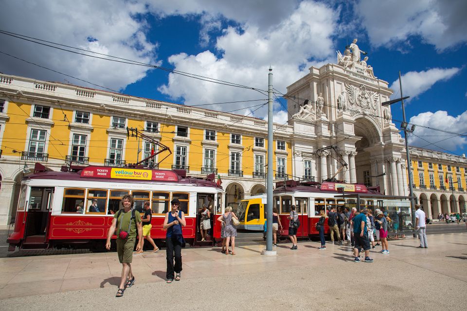 Lisbon: Hills Red Tram Tour by Tram 28 Route 24-Hour Ticket - Key things to know before you ride