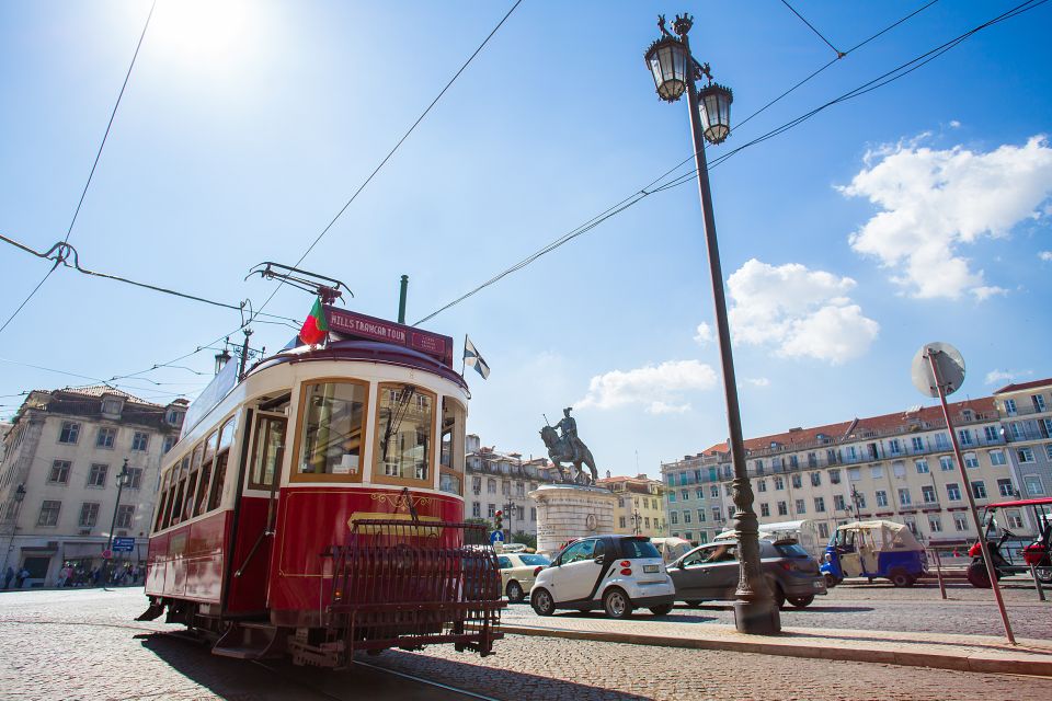 Lisbon: Hills Red Tram Tour by Tram 28 Route 24-Hour Ticket - Baixa and the city’s flatter base: Where you end up ready to eat and shop