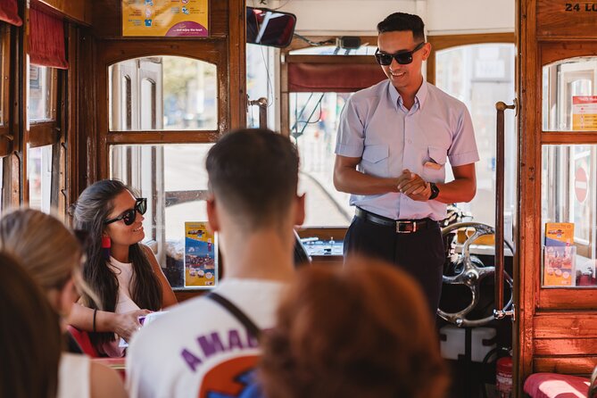 Lisbon Hop-On Hop-Off Bus, Tram Tour, River Cruise for 72/96Hour - The Tagus River Boat Tour: A Best-View Shortcut for Castle, Cathedral, and Belém