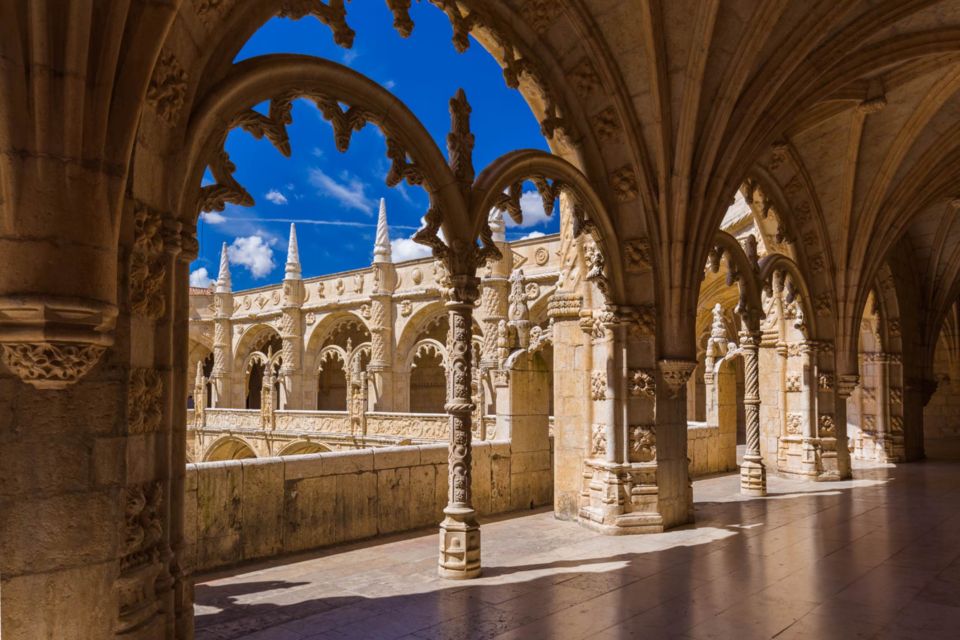 Lisbon: Jerónimos Monastery E-Ticket and Audio Guide - Starting at the entrance: where to go and how to arrive