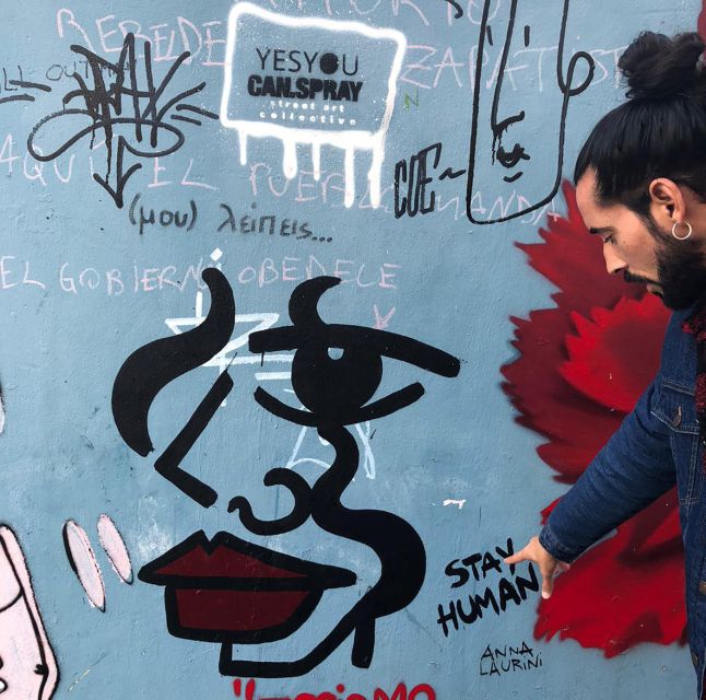 Lisbon: Kickstart Street Art Walking Tour - International Women’s Day 2025 Gallery Stop