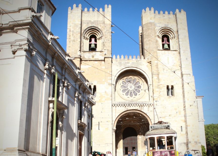 Lisbon: Lisbon Cathedral Entry Ticket - Who should book this entry ticket