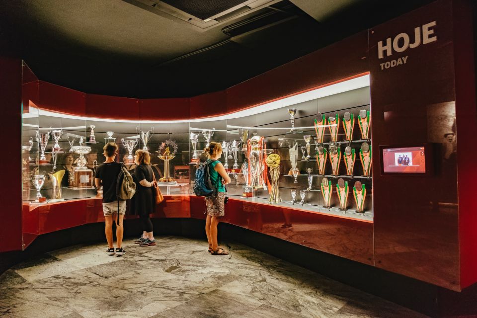 Lisbon: Luz Stadium Tour & SL Benfica Museum Ticket w/Scarf - Press room and visitors locker room: the backstage feeling you can’t fake