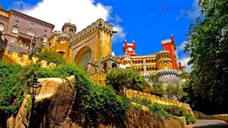 Lisbon: Pena Palace, Moorish Castle, Qta. Regaleira & Sintra - Quinta da Regaleira and the Initiation Well spiral