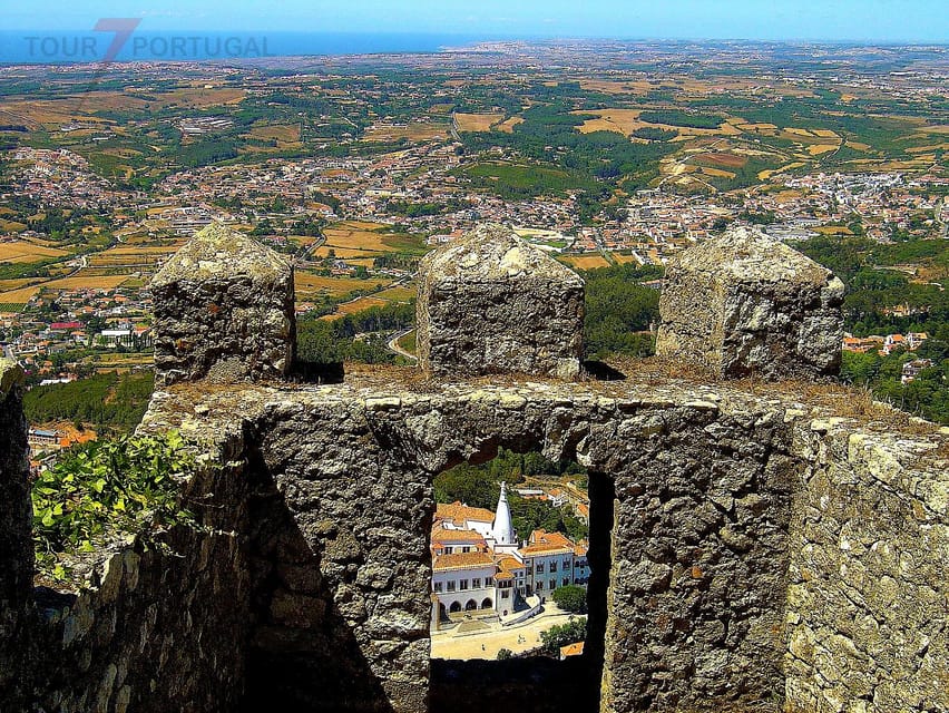 Lisbon: Pena Palace, Moorish Castle, Qta. Regaleira & Sintra - Sintra Old Town: markets, the National Palace look, and Piriquita pastries