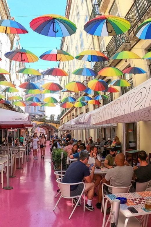 Lisbon: Private City Tour by Tuk-Tuk - Should You Book This Private Lisbon Tuk-Tuk Tour?