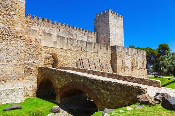 Lisbon Private Food Tour – Taste 10+ Local Dishes & Wines - Key things to know before you go