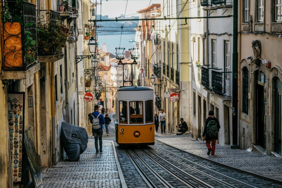 Lisbon: Private Sightseeing Tour in a Vintage Tuk Tuk - Key Highlights You’ll Actually Feel on the Road
