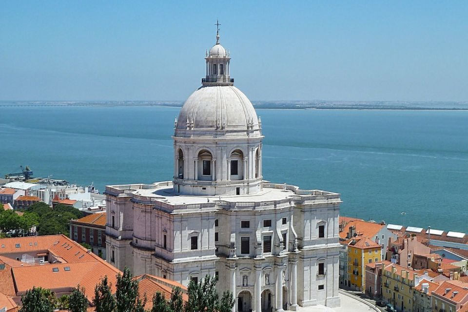 Lisbon: Private Sightseeing Tour in a Vintage Tuk Tuk - São Pedro de Alcântara and Estrela Basilica: Classic Lisbon in Two Different Moods