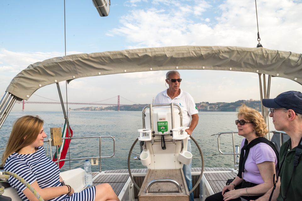 Lisbon: Private Sunset Cruise on the Tagus River with Drink - São Jorge Hill and Mar da Palha: Two Views That Explain Lisbon’s Shape