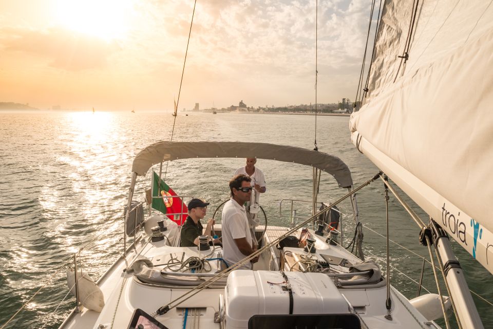 Lisbon: Private Sunset Cruise on the Tagus River with Drink - Drink Setup and What to Expect for Refreshments