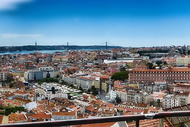 Lisbon Private Tuk Tuk Tour and Hotel Pickup: 2, 3, or 4 Hours - The big-picture route: downtown monuments, viewpoints, then Belém