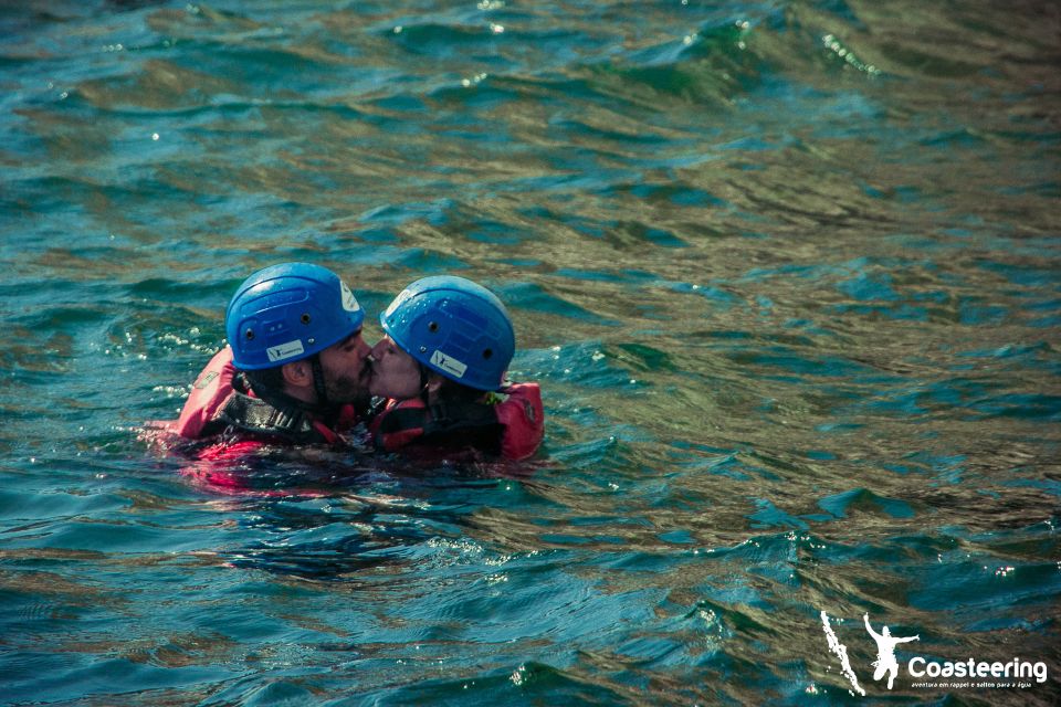 Lisbon: Sesimbra/Arrábida Natural Park Coasteering Adventure - What to bring: your packing list for a wet, rocky day
