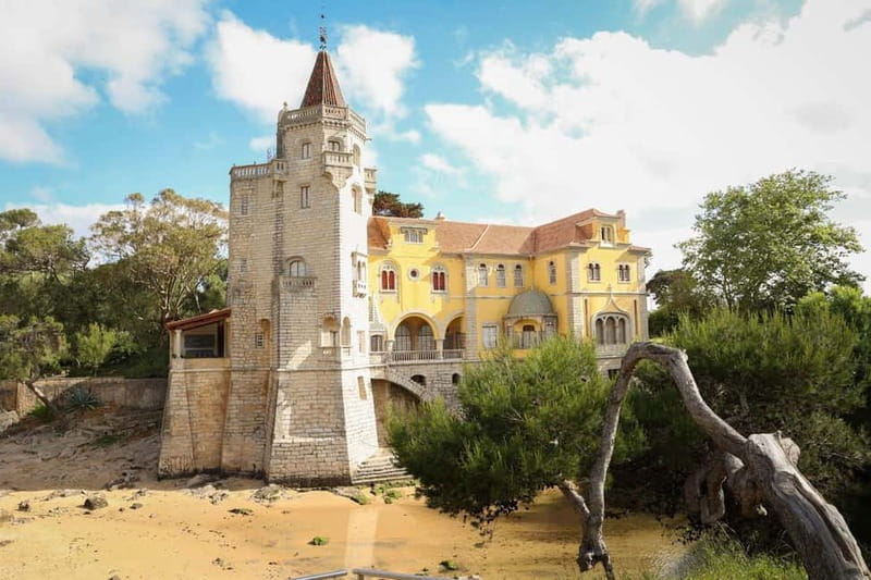 Lisbon: Sintra, Pena, Cascais & Cabo Day Tour with Tickets - Weather and Itinerary Changes: Plan for Flexibility