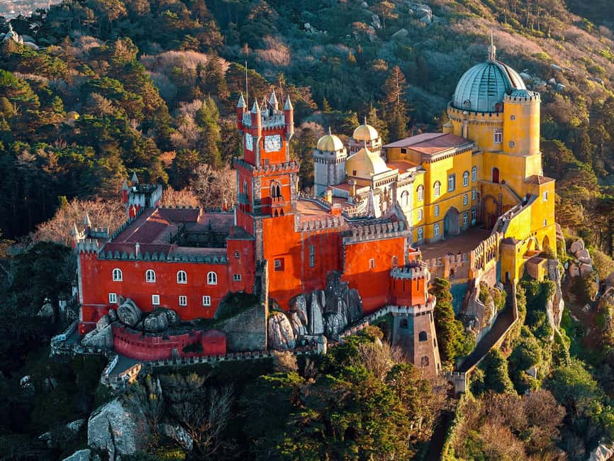 Lisbon: Sintra, Pena Palace, Cabo da Roca, & Cascais Tour - Key Things That Make This Tour Work So Well