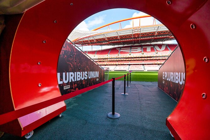 Lisbon SL Benfica Stadium & Museum Tour with Scarf - Official Benfica store and the scarf: souvenir, value check, and where it helps