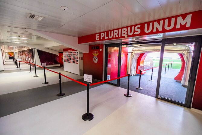 Lisbon SL Benfica Stadium & Museum Tour with Scarf - The VR and 3D glasses experience: where the wow factor really lands
