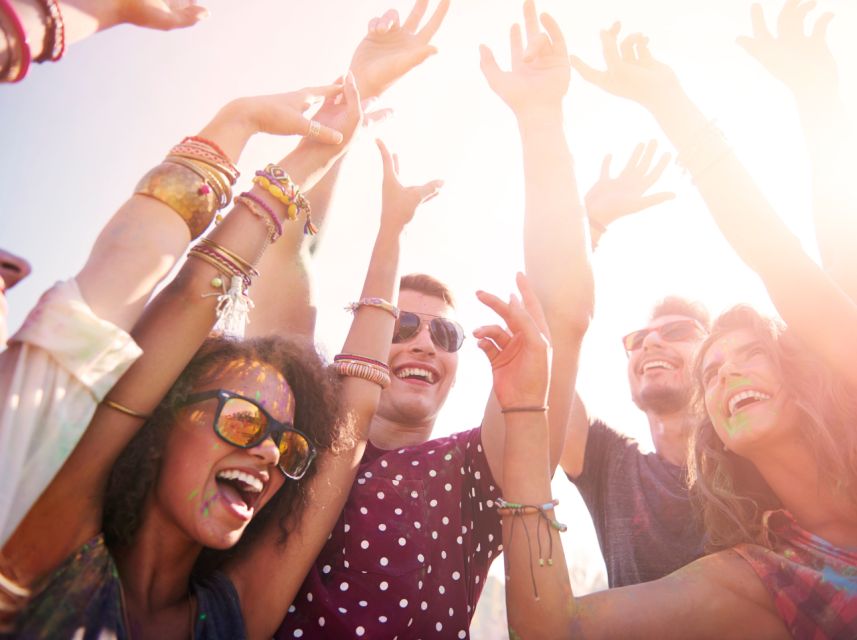 Lisbon: Sunset Boat Party Cruise with DJ and Open Bar - The open bar setup: beer, wine, sangria, and soft drinks