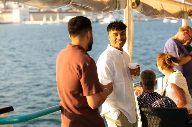 Lisbon: Sunset Boat Tour with Music and Drinks - Where you meet and what to expect before departure